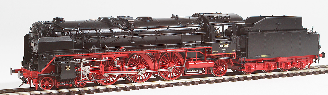 micro metakit 02210HL - German Steam Locomotive BR 01 Test 